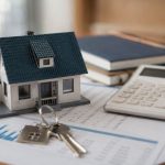 O impacto dos juros altos no mercado imobiliário: alternativas estratégicas para a conquista da casa própria