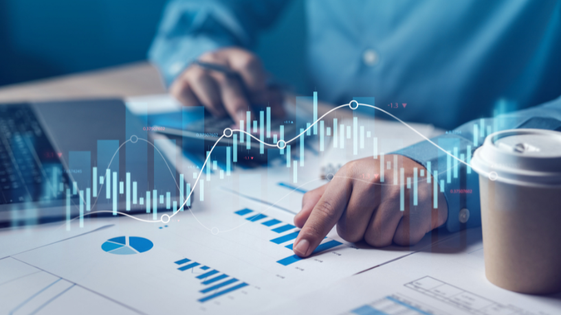 Mercado financeiro reage a expectativas da Selic, inflação e câmbio em 2026 e redefine estratégias do investidor brasileiro